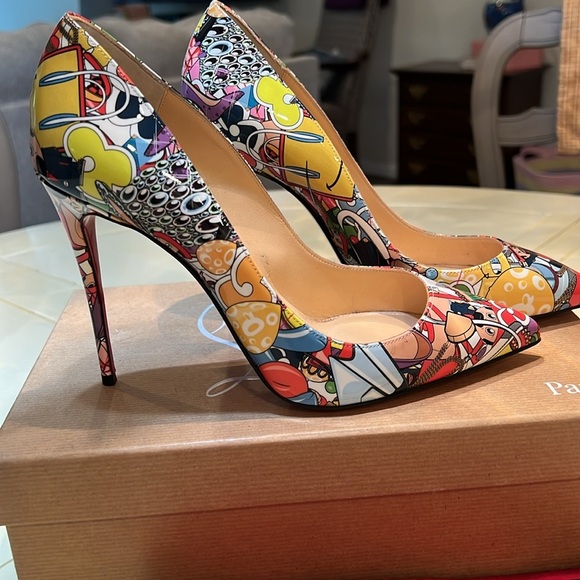 Christian Louboutin Limited Edition Stiltto 4 1/2 inch heels - Picture 2 of 9
